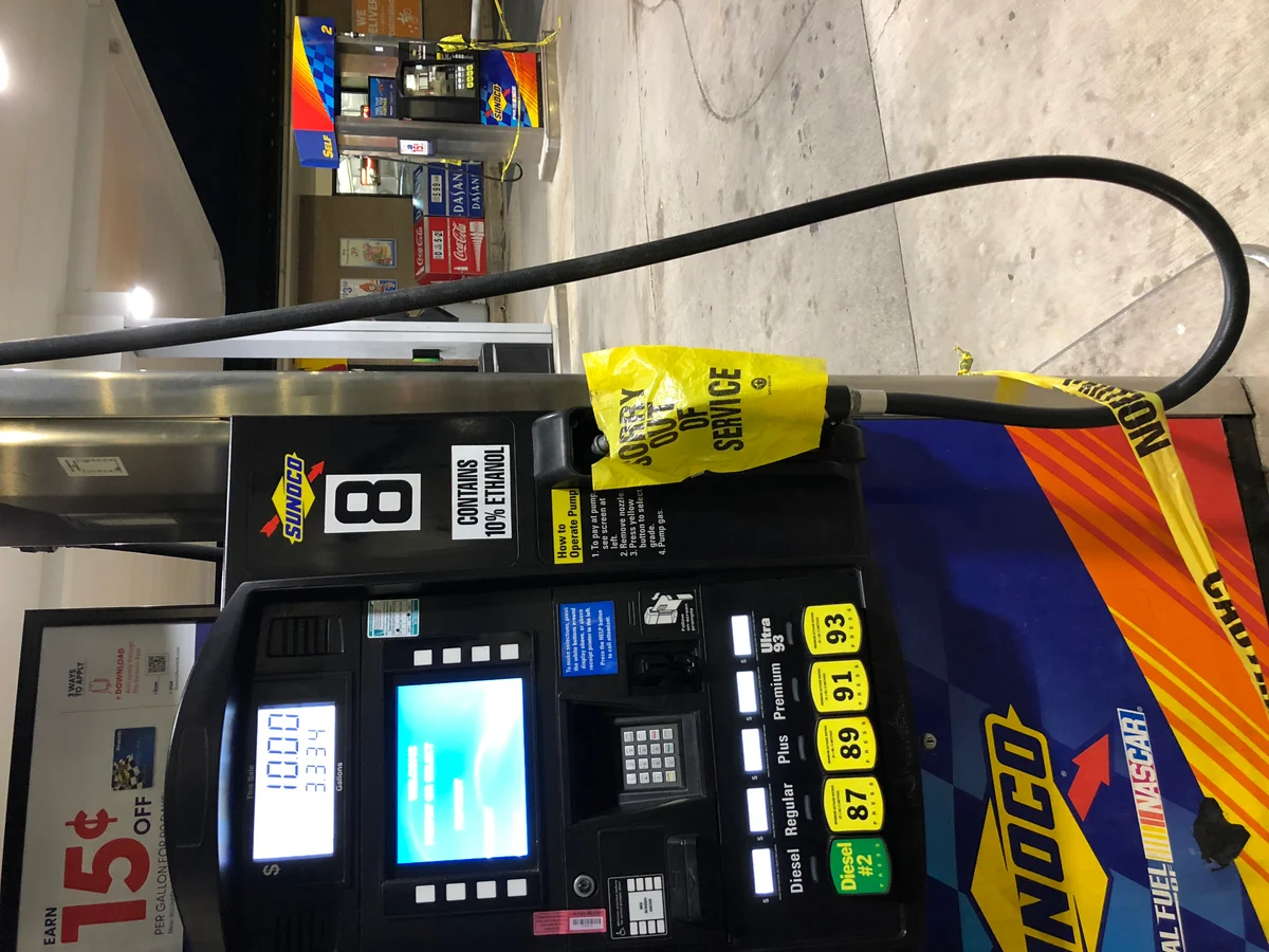 Colonial Pipeline infrastructure with fuel storage tanks and pipeline