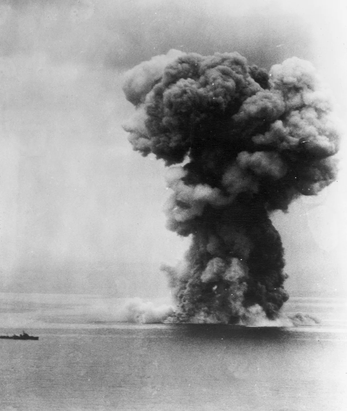 IJN Yamato — World's Most Powerful Battleship Sunk by Aircraft in Two Hours on a One-Way Mission
